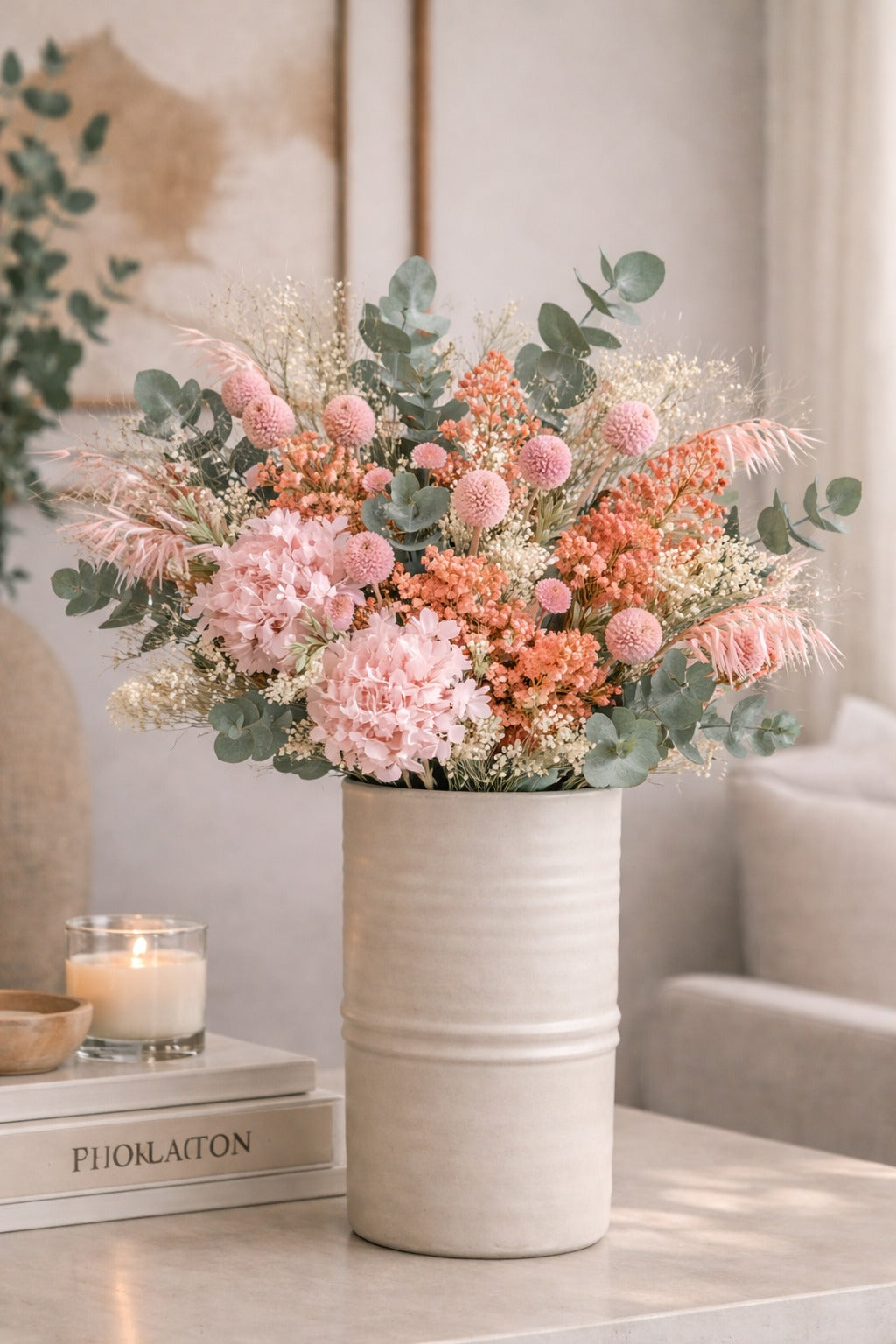 Blush Eucalyptus Grace + Jarrón